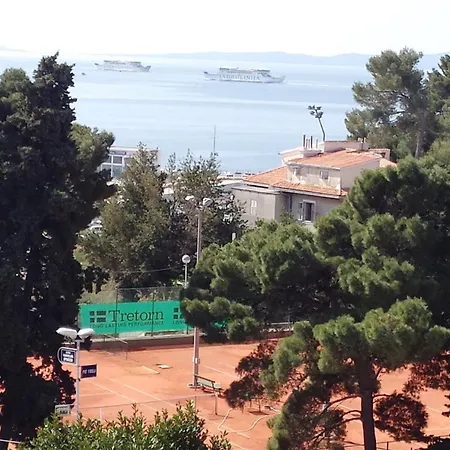 Apartments&rooms Tudor Appartement