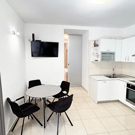 Apartments&rooms Tudor Appartement