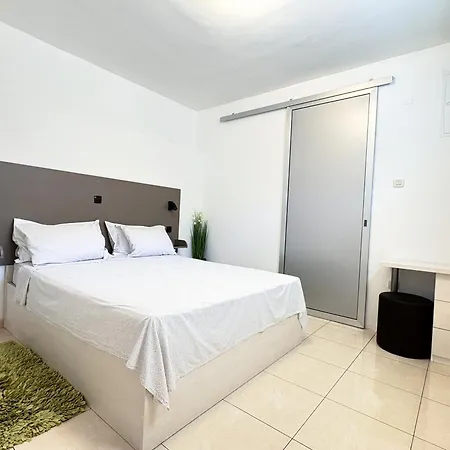 Appartement Apartments&rooms Tudor