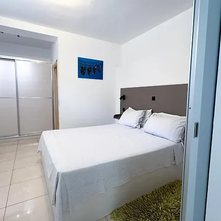 Apartments&rooms Tudor Appartement *