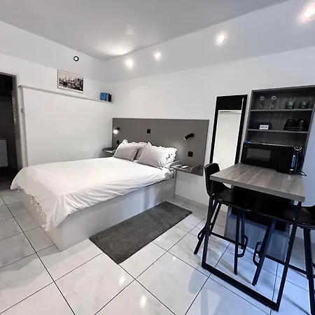 Apartments&rooms Tudor *